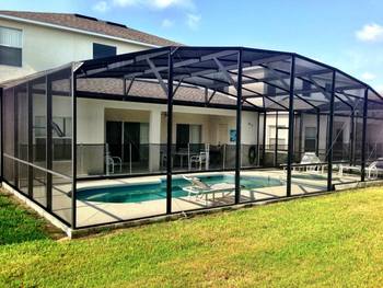 Private pool at Orlando Sunshine Villas.