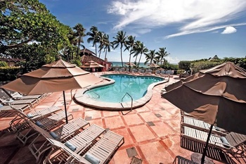 The Alexander outdoor pool at HORA Vacation Rentals.