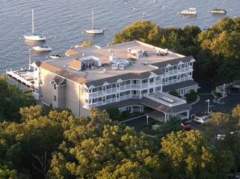 Aerial view of The Geneva Inn.