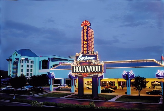 hotels near casino live