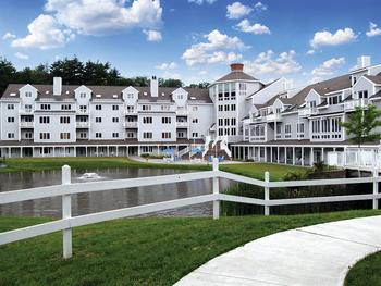 Exterior view of Holiday Inn Club Vacations at Ascutney Mountain Resort.