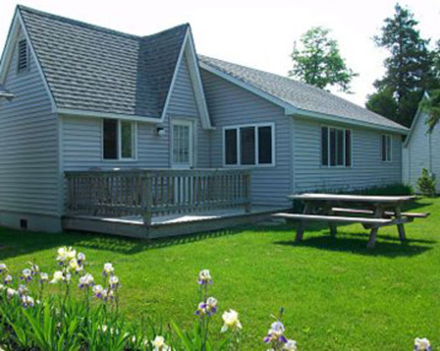 Angel Rock Waterfront Cottages (Cape Vincent, NY) Resort Reviews