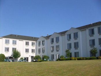 Exterior back at Charlevoix Inn.