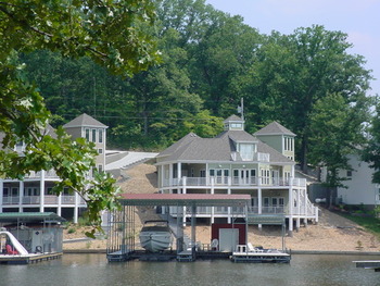 Vacation rental exterior at Your Lake Vacation/Al Elam Property Management.