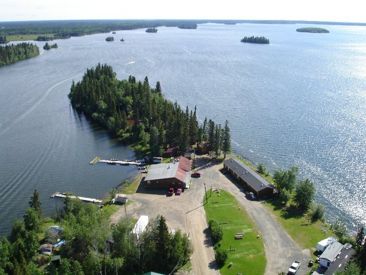 Caribou Lodge (Cranberry Portage, Manitoba) Resort Reviews