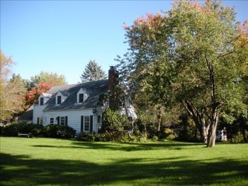 Exterior view of Minnetonka Cape Cod Charmer.