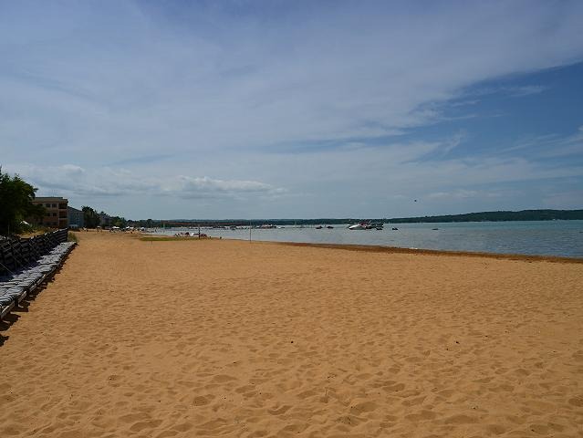 Beach Condominiums Traverse City Reviews Beach Condominiums Traverse City Reviews