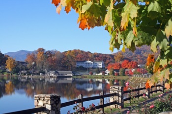 Exterior view of Lake Junaluska Conference & Retreat Center.