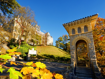 Exterior view of The 1886 Crescent Hotel & Spa.