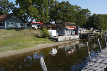 Exterior view of River Bend Resort.